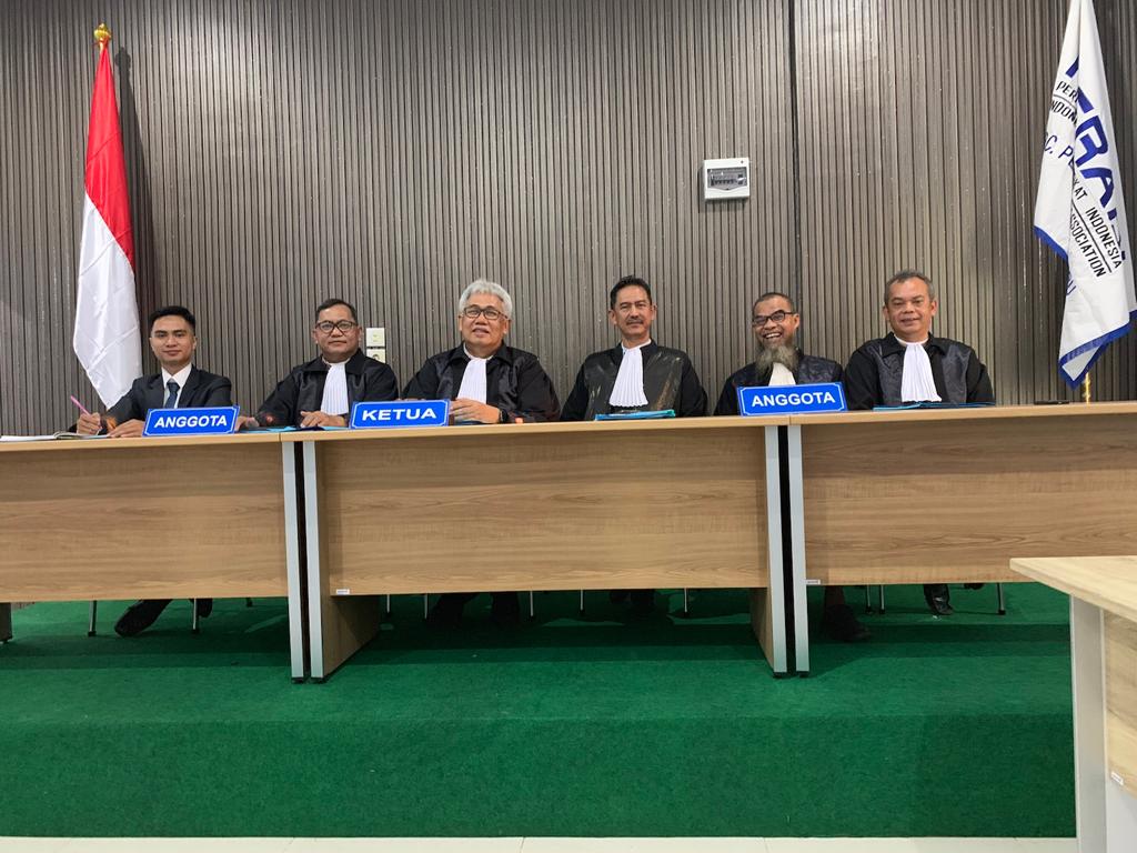Kaprodi FH Unilak Menjadi Pimpinan Sidang Kode Etik Bagi Advokat Di Dewan Pimpinan Cabang (DPC) Perhimpunan Advokat Indonesia (Peradi)  Kota Pekanbaru