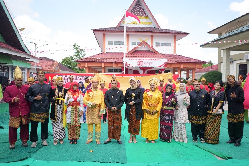  Mahasiswa Fakultas Hukum Universitas Lancang Kuning Kenalkan Hukum dan Adat Budaya Melayu untuk Rehabilitasi ABH di Sentra Abiseka Pekanbaru