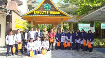 Kunjungan Edukasi ke Fakultas Hukum Unilak, Siswa SMA IT Al-Ittihad Pekanbaru Dibuka Wawasan tentang Ilmu Hukum