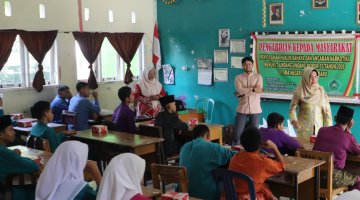 Dosen Fakultas Hukum UNILAK Berikan Penyuluhan Hukum Bahaya dan Ancaman Narkotika di SMA Negeri 16 Pekanbaru