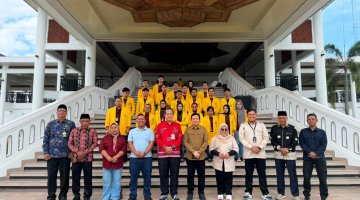 Didampingi DPL Muhammad Akmal, 22 Mahasiswa KBM FH UNILAK Disambut Hangat di Desa Koto Ringin