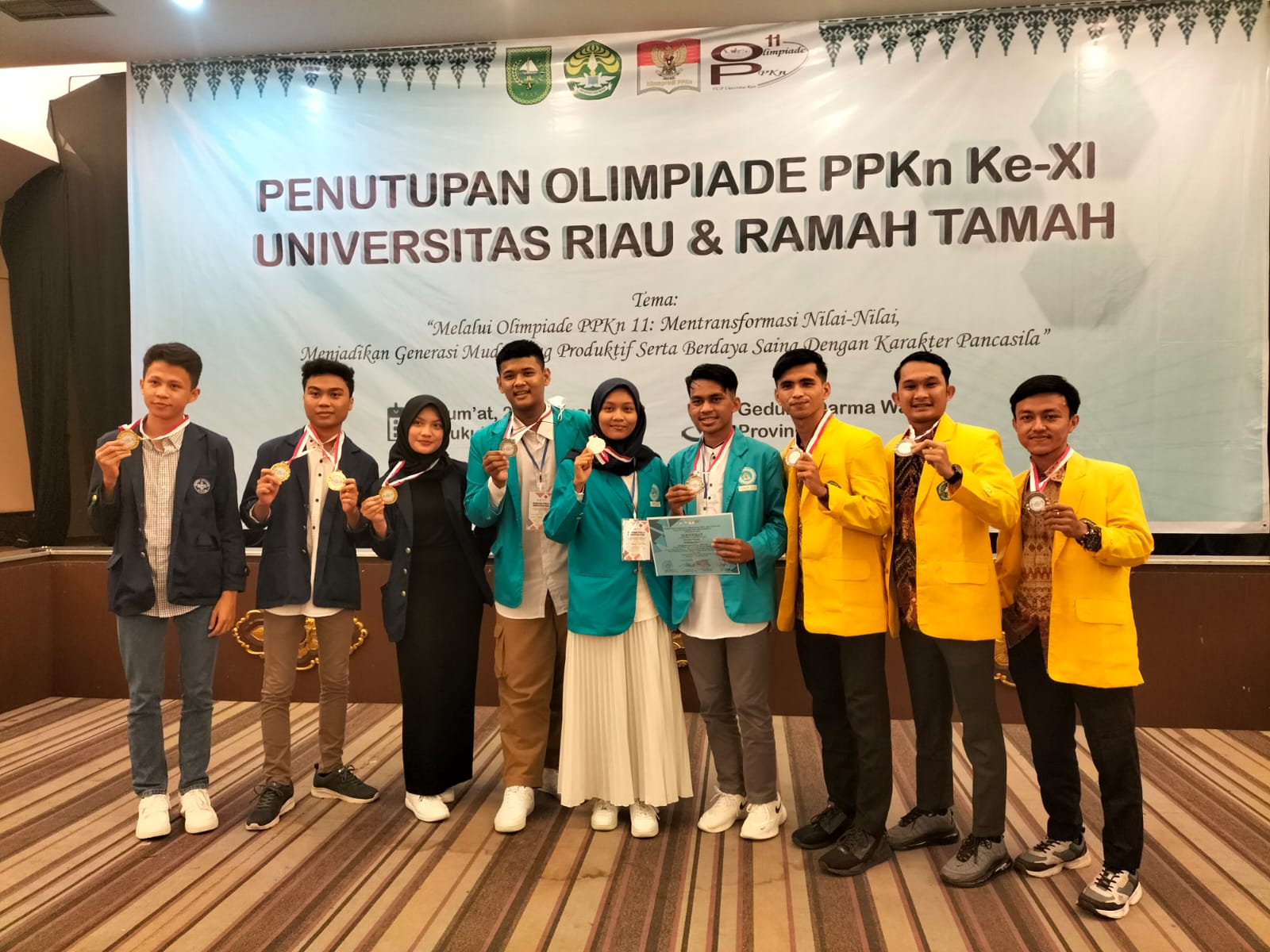 Tim Debat Mahasiswa Universitas lancang kuning Mampu Bersaing Dengan Kampus Negeri Di Ajang Debat Nasional Mahasiswa Olimpiade PPKn 11 UNRI