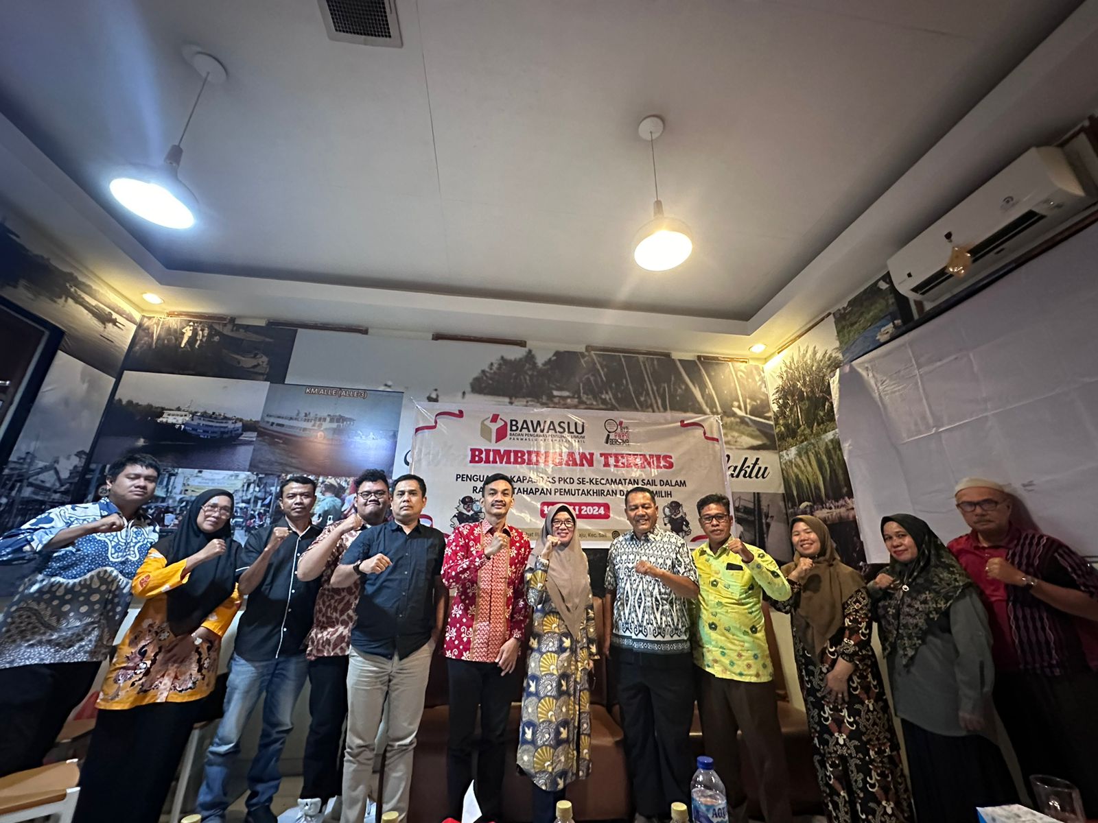 Dosen FH Unilak Andrizal, S.H., M.H Menjadi Narasumber Pada Kegiatan Rapat Koordinasi Penguatan Kapasitas Panitia Pengawas Kelurahan/Desa se-kecamatan Sail kota Pekanbaru.