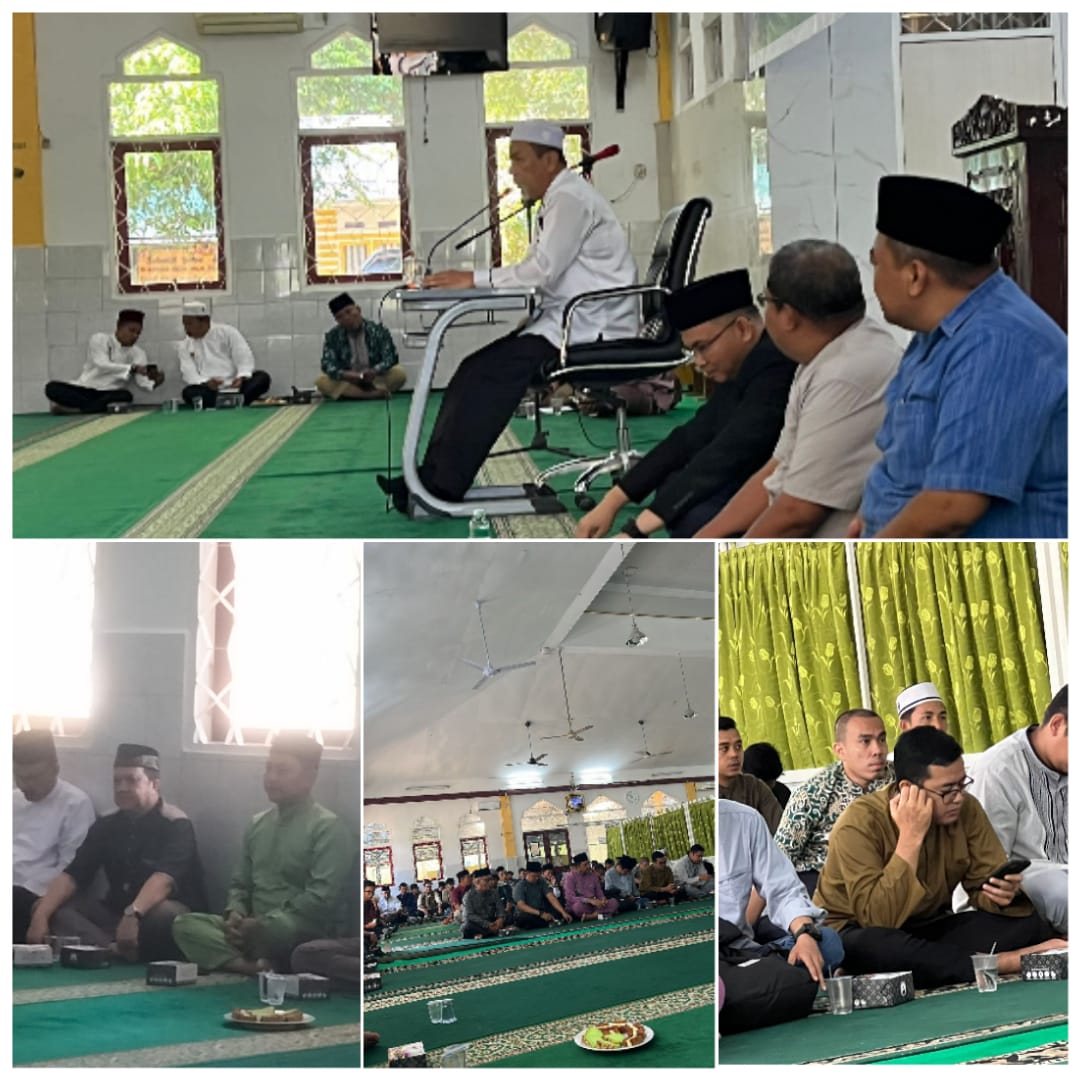 Dekan, Wakil Dekan, Ketua Prodi, dan Civitas Akademika FH Unilak Ikuti Kajian Peringatan Maulid Nabi Saw 1445 H Di Masjid Jamiah AlFatah Unilak