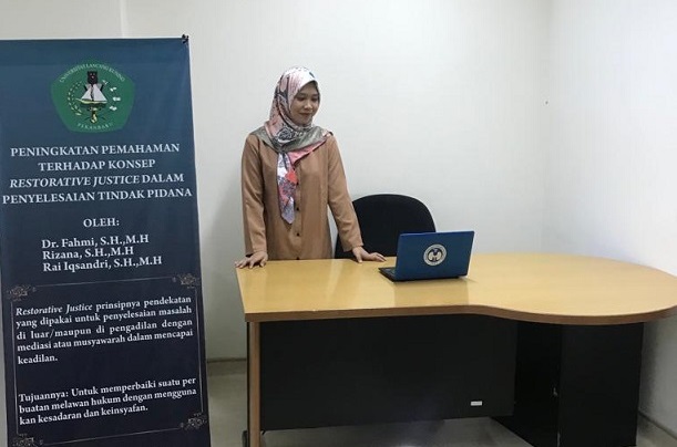 Tim Pengabdian Yang Terdiri Dari Dr. Fahmi, S.H., M.H, Rizana, S.H., M.H., Dan Rai Iqsandri, S.H., M.H,  Mengadakan Kegiatan Penyuluhan Hukum Di Kantor Kelurahan Tangkerang Utara Kota Pekanbaru